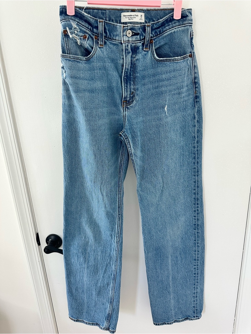 Abercrombie and fitch the 90s relaxed Jean high rise